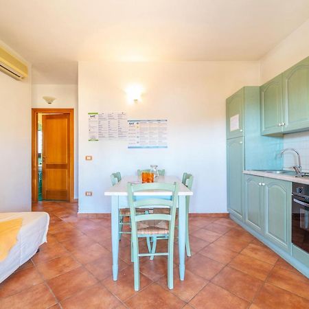 Il Faro San Teodoro Aparthotel ภายนอก รูปภาพ